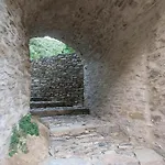 Kerasia * Kastanéa