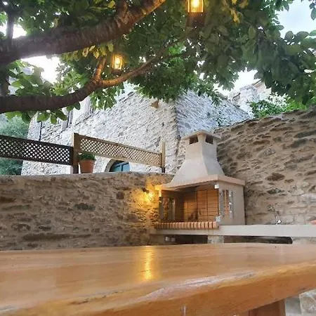 Kerasia Kastanea (Mani)